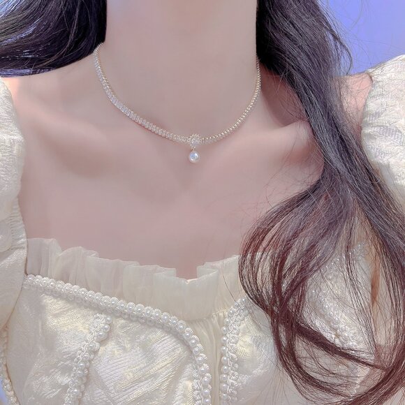 NEW 14K Gold Plated Baguette Diamond Pearl Drop Necklace - Picture 4 of 12